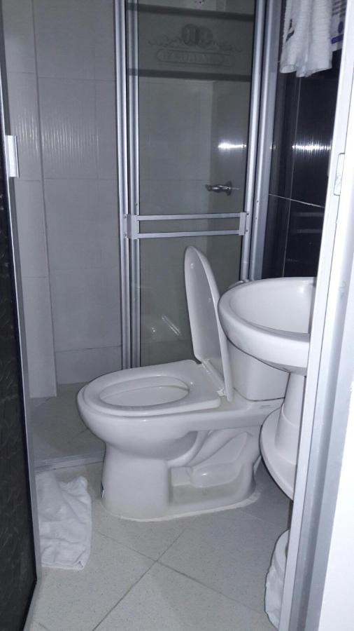 Hotel Tania Caucasia Zewnętrze zdjęcie