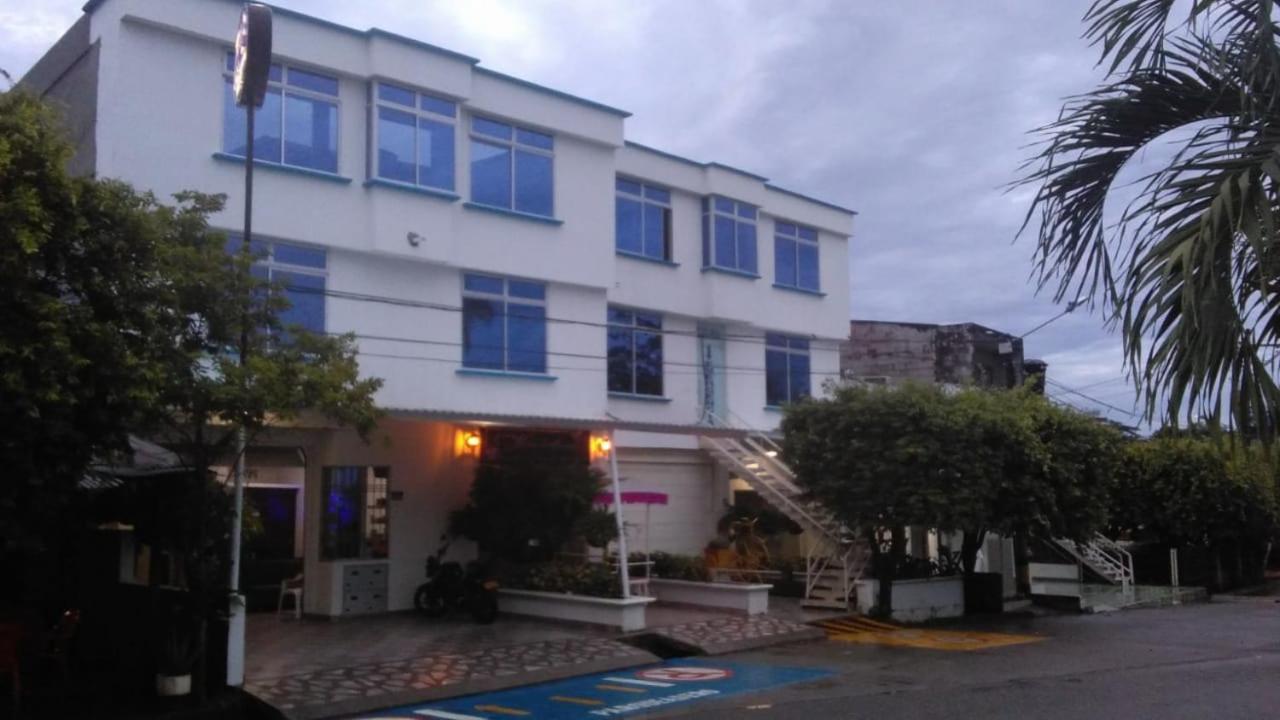 Hotel Tania Caucasia Zewnętrze zdjęcie
